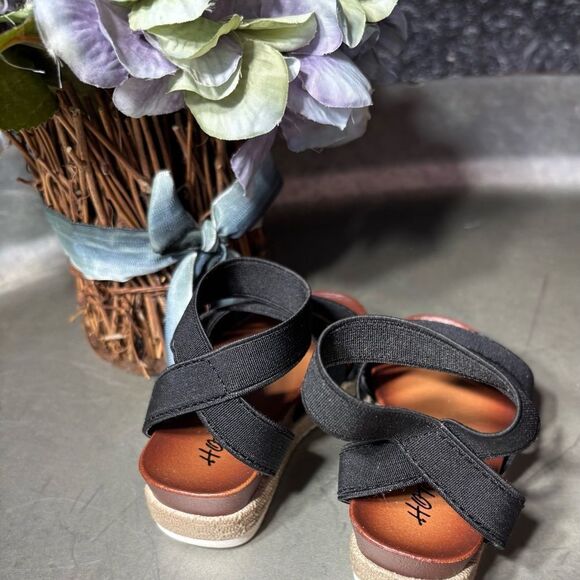Kids Hotcakes Black Sandals Shoes Size 1 EPC Build a Bundle! - Picture 4 of 7